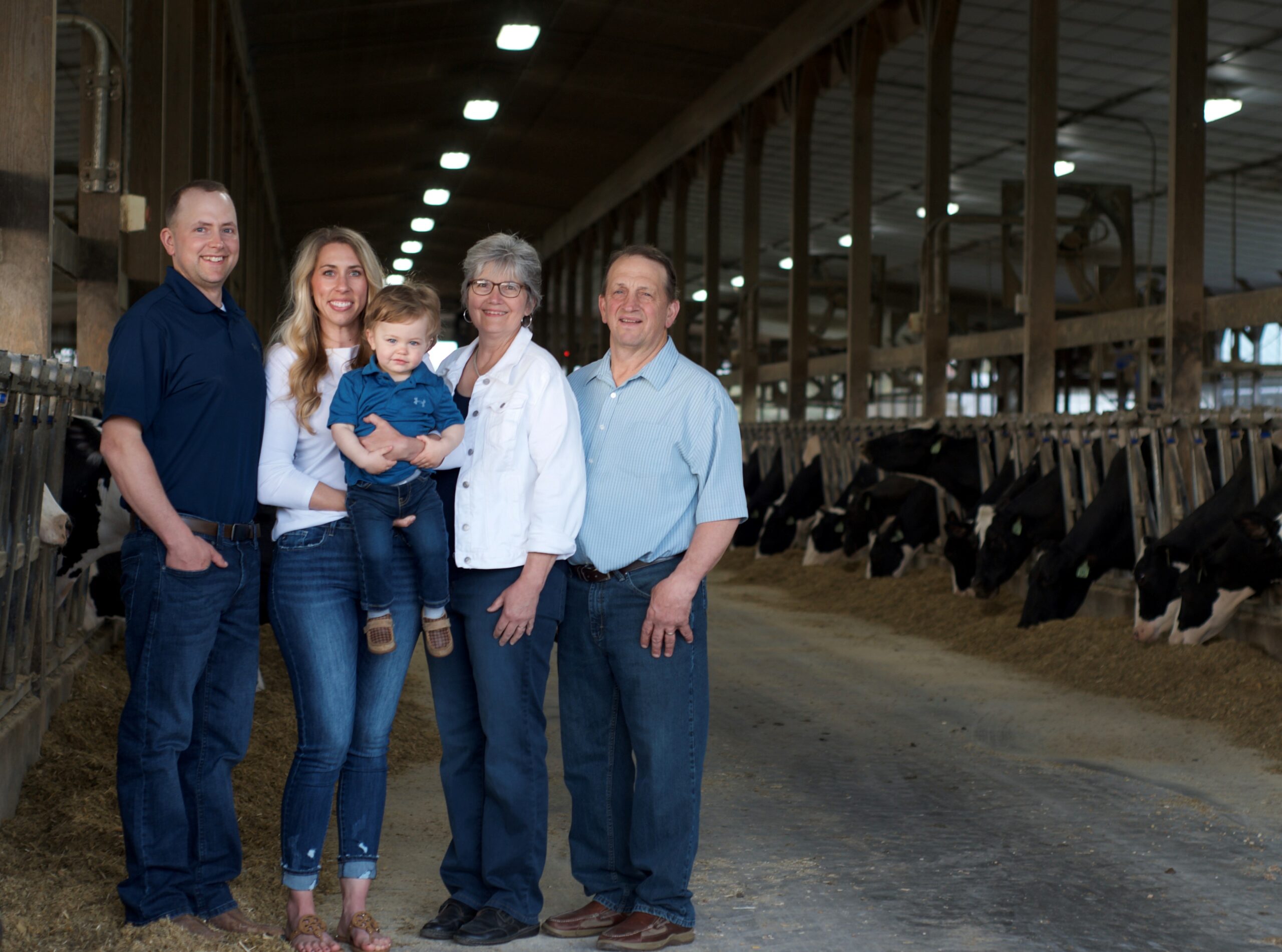 The miracle of birth, barnyard style: Lebanon farmers take cows to Farm  Show's 'Calving Corner' - LebTown